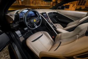 Ferrari Roma 2020 года 